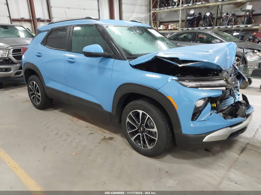 CHEVROLET TRAILBLAZER AWD LT