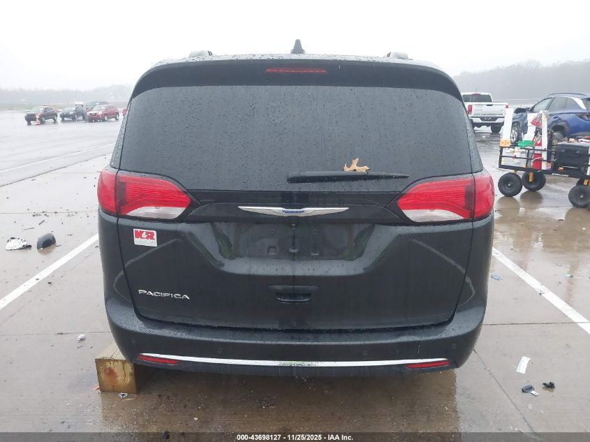 2018 Chrysler Pacifica Touring-L Plus VIN: 2C4RC1EG1JR268766 Lot: 43698127