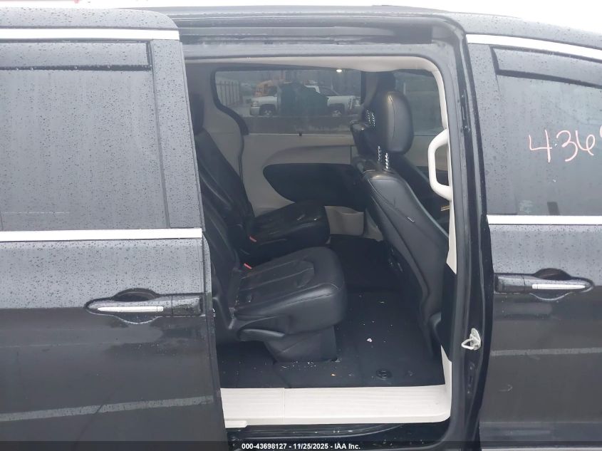 2018 Chrysler Pacifica Touring-L Plus VIN: 2C4RC1EG1JR268766 Lot: 43698127