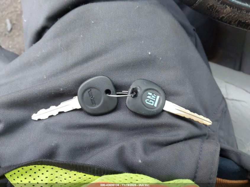 2004 Saturn Vue V6 VIN: 5GZCZ634X4S832944 Lot: 43698136