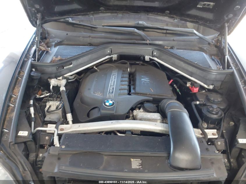 2013 BMW X5 xDrive35I/xDrive35I Premium/xDrive35I Sport Activity VIN: 5UXZV4C50D0B02770 Lot: 43698151