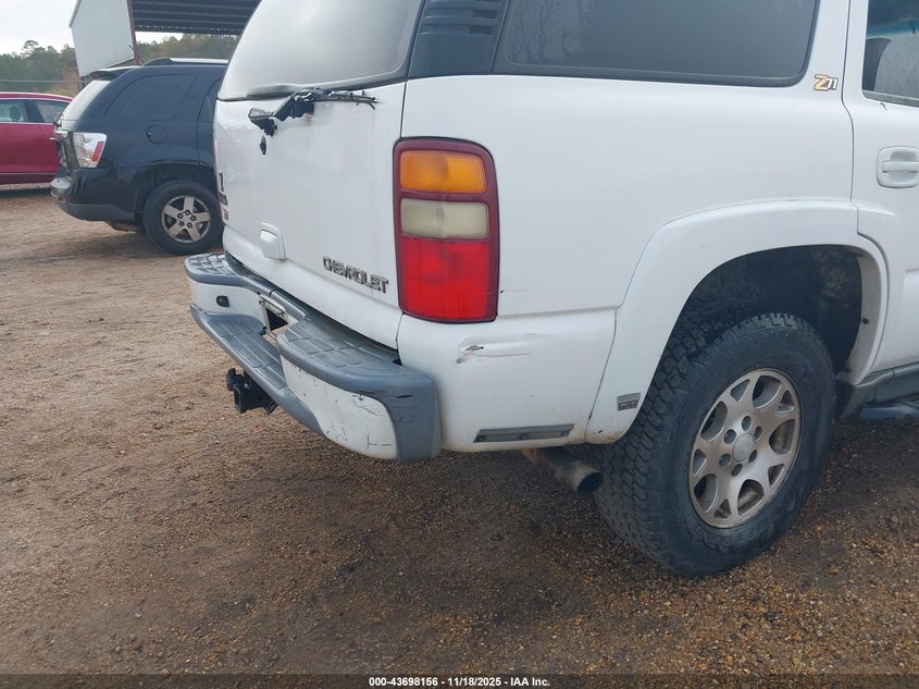 2003 Chevrolet Tahoe Z71 VIN: 1GNEK13Z43R275877 Lot: 43698156