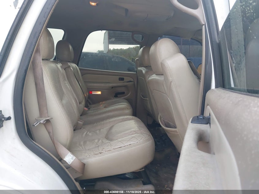 2003 Chevrolet Tahoe Z71 VIN: 1GNEK13Z43R275877 Lot: 43698156