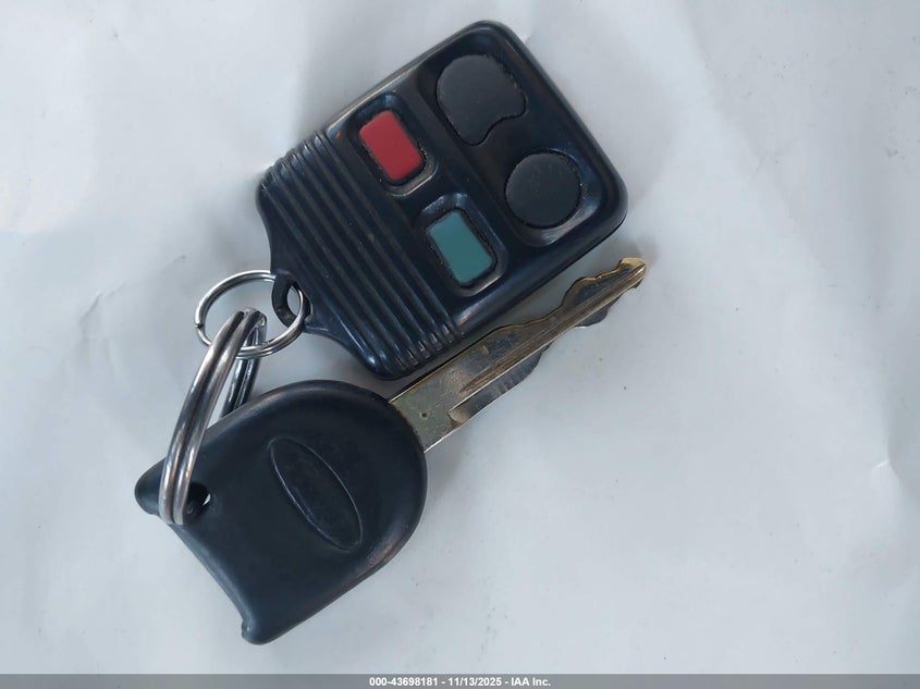 2007 Ford Explorer Eddie Bauer VIN: 1FMEU74E07UA69438 Lot: 43698181