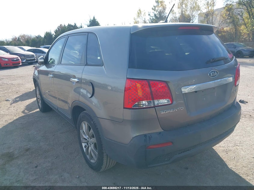 5XYKU4A23BG022818 2011 KIA SORENTO photo no. 3