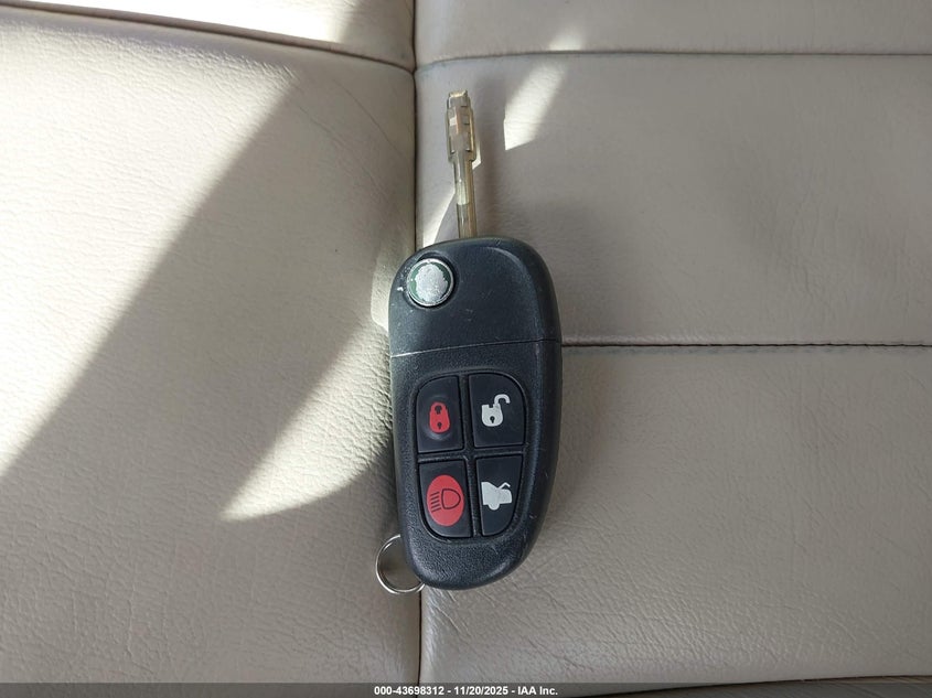 2003 Jaguar S-Type 4.2L V8 VIN: SAJEA01U83HM54413 Lot: 43698312