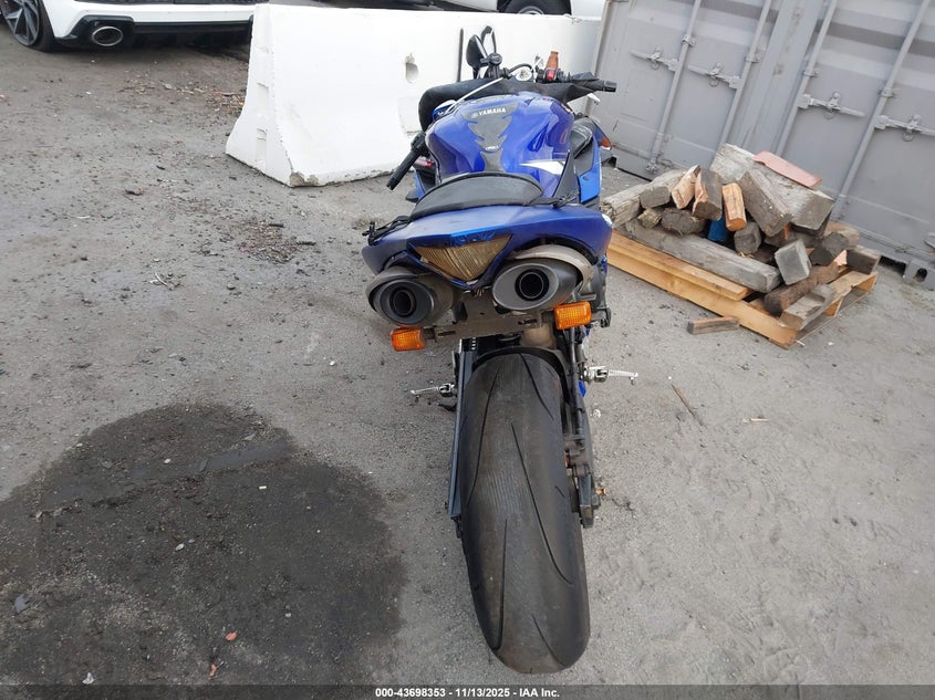 2004 Yamaha Yzfr1 C VIN: JYARN13Y84A001022 Lot: 43698353