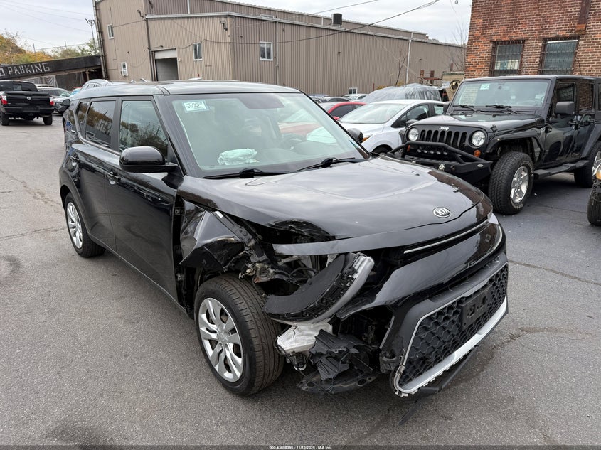 2020 KIA SOUL LX - KNDJ23AU8L7073128
