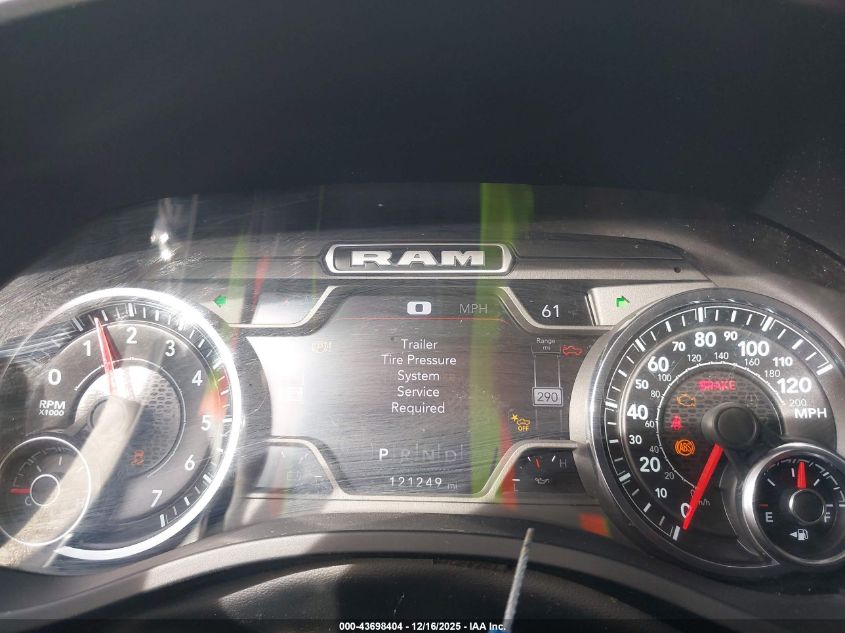 2022 Ram 1500 Big Horn 4X4 5'7 Box VIN: 1C6SRFFT1NN424145 Lot: 43698404