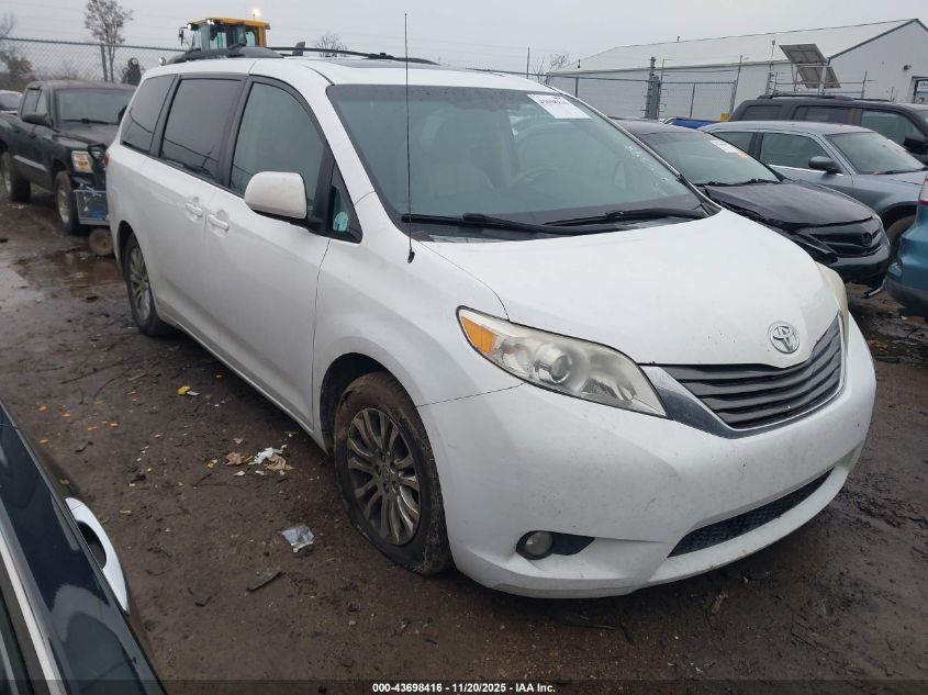 TOYOTA SIENNA XLE V6 8 PASSENGER