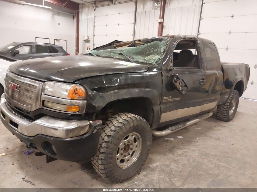 1GTHK29163E187840 2003 GMC SIERRA photo no. 2