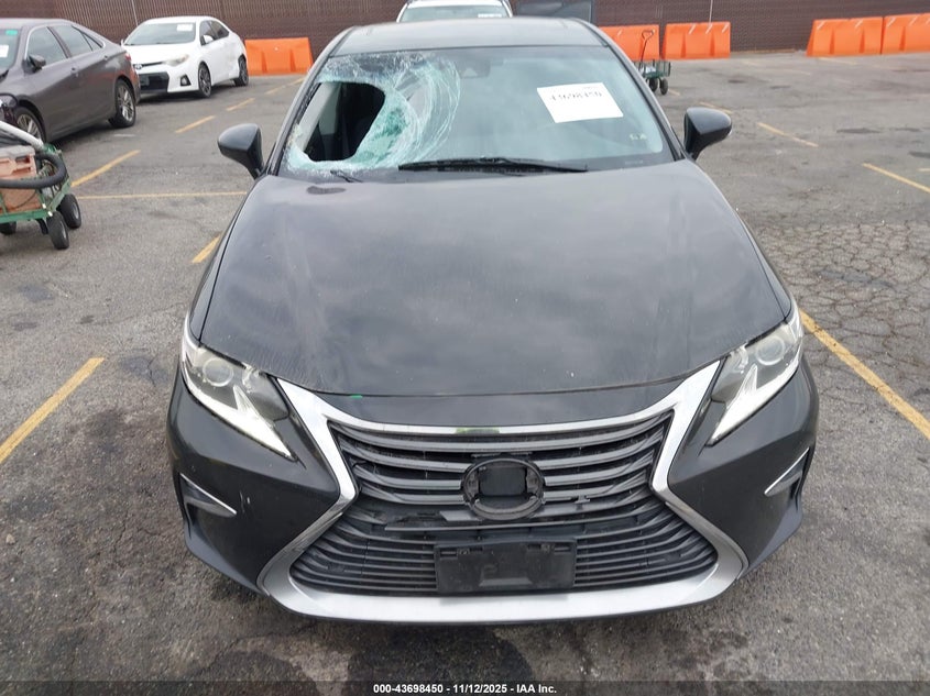 58ABK1GG0HU048697 2017 LEXUS ES photo no. 12