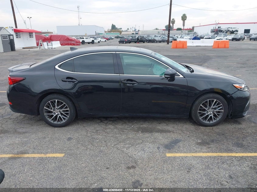 58ABK1GG0HU048697 2017 LEXUS ES photo no. 13