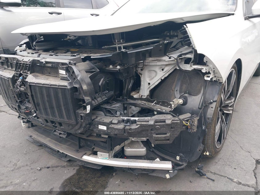 2023 BMW I7 xDrive60 VIN: WBY53EJ01PCN77765 Lot: 43698485