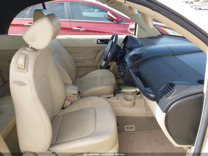3VWCD31Y45M303260 2005 VOLKSWAGEN BEETLE photo no. 5