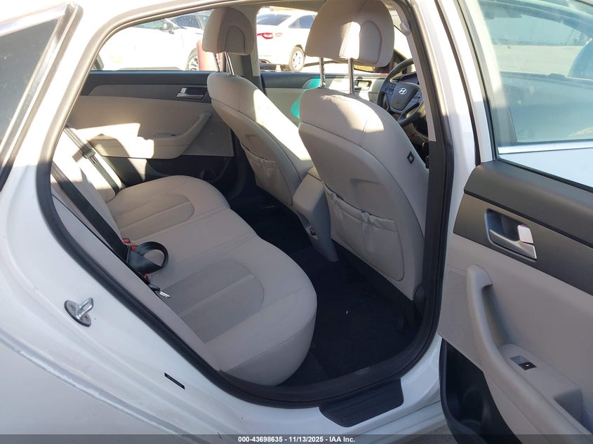 2016 Hyundai Sonata VIN: 5NPE24AFXGH418525 Lot: 43698635