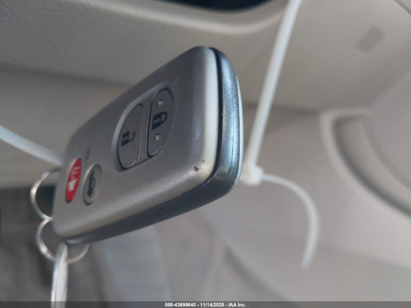 2007 Toyota Camry Xle V6 VIN: JTNBK46KX73002734 Lot: 43698640