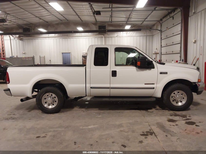 2000 Ford F-250 Lariat/Xl/Xlt VIN: 3FTNX20F0YMA32263 Lot: 43698652
