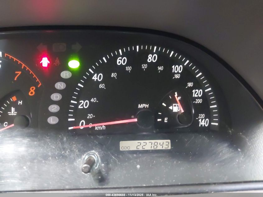 2004 Toyota Camry Le VIN: 4T1BE32K44U261071 Lot: 43698688