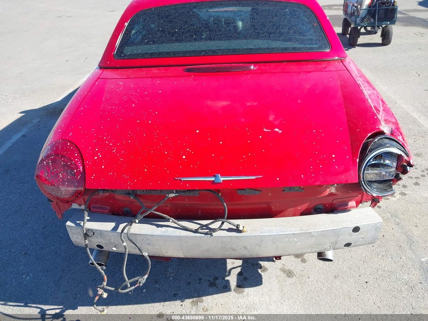 2005 Ford Thunderbird 50Th Anniversary VIN: 1FAHP60A95Y104219 Lot: 43698699