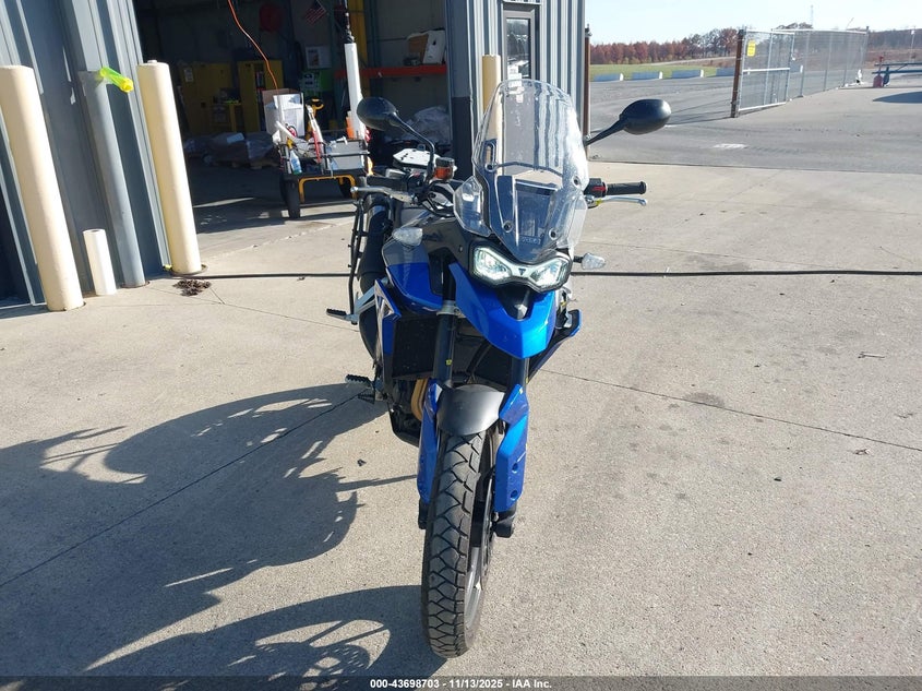 2023 TRIUMPH MOTORCYCLE TIGER auction photo 5
