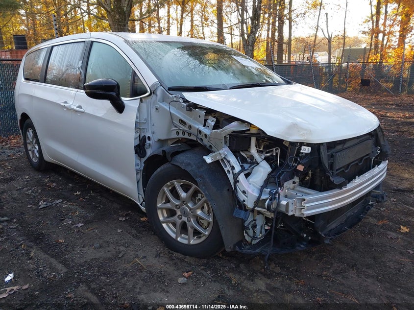 2C4RC1BG7SR555910 2025 CHRYSLER PACIFICA photo no. 18