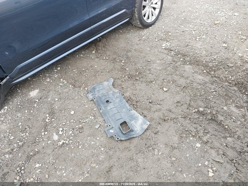 2020 Chevrolet Express Cargo Rwd 2500 Regular Wheelbase Wt VIN: 1GCWGAFGXL1127739 Lot: 43698722