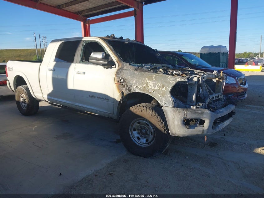 2020 RAM 2500 LARAMIE LONGHORN  4X4 6'4 BOX - 3C6UR5PL2LG252022