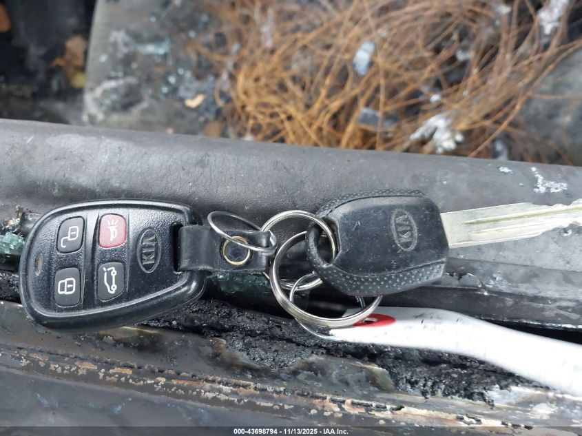 2006 Kia Sorento Ex/Lx VIN: KNDJC733765645685 Lot: 43698794