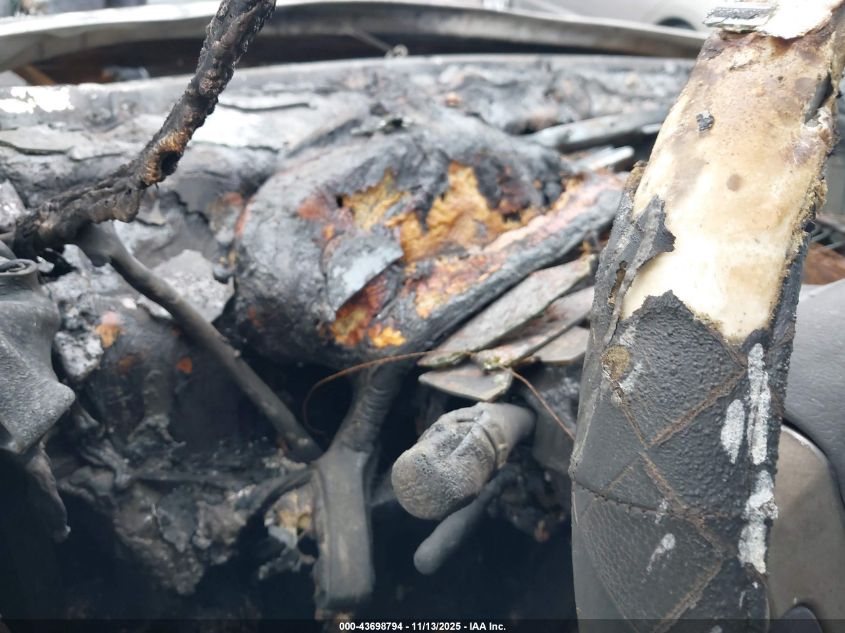 2006 Kia Sorento Ex/Lx VIN: KNDJC733765645685 Lot: 43698794