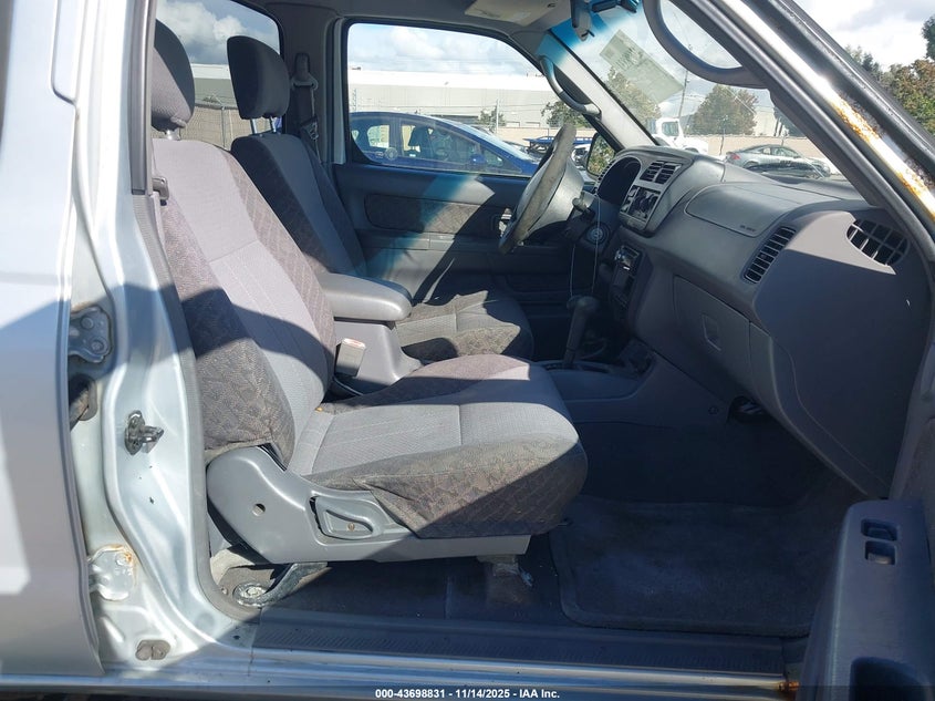 5N1ED28Y5YC596163 2000 NISSAN XTERRA photo no. 5