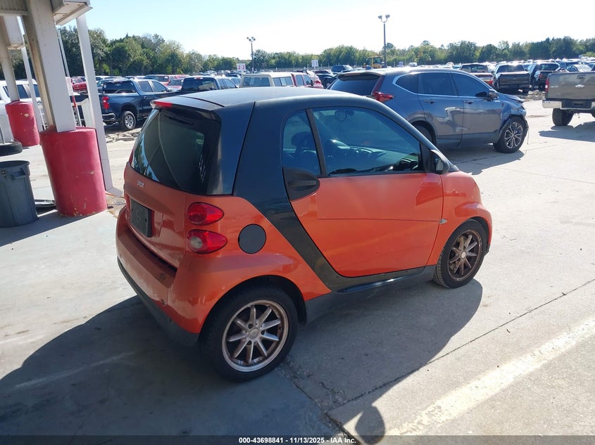 WMEEJ31X68K159381 2008 SMART FORTWO photo no. 4