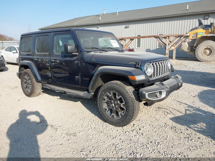 JEEP WRANGLER 4-DOOR SAHARA 4X4