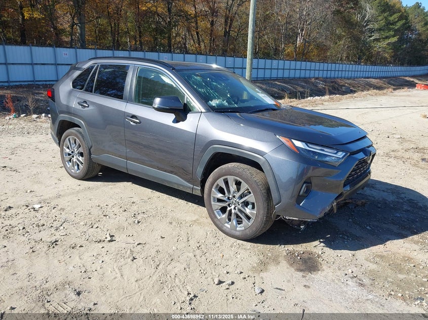 TOYOTA RAV4 XLE PREMIUM