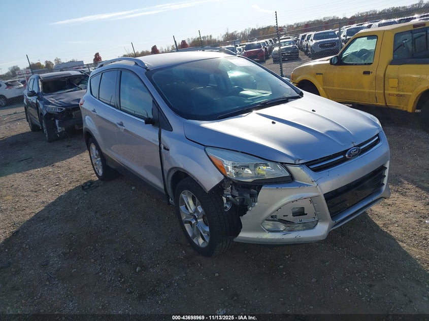 FORD ESCAPE TITANIUM