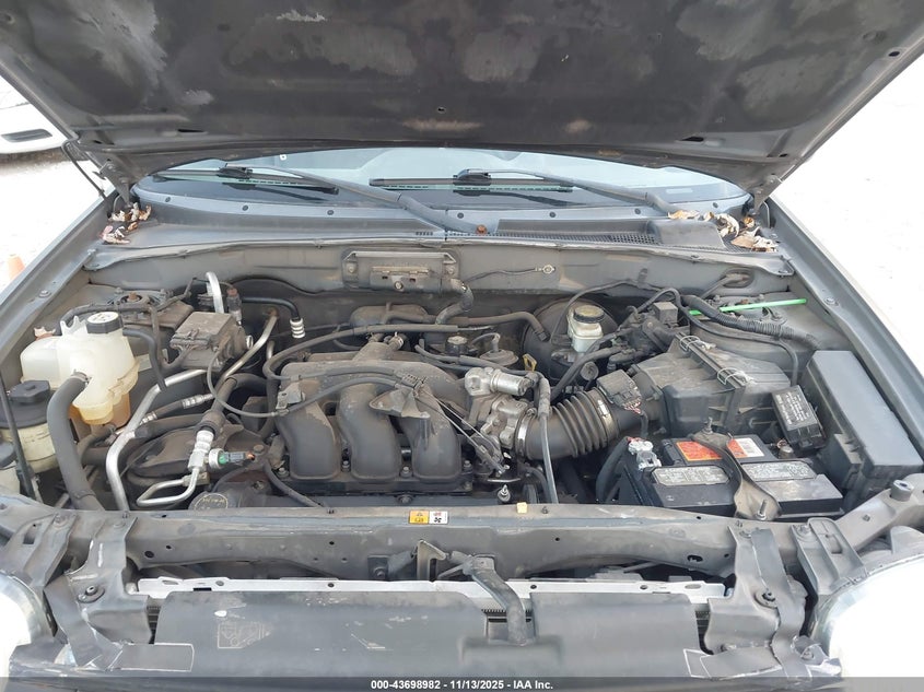 2002 Ford Escape Xlt VIN: 1FMYU03112KE00910 Lot: 43698982