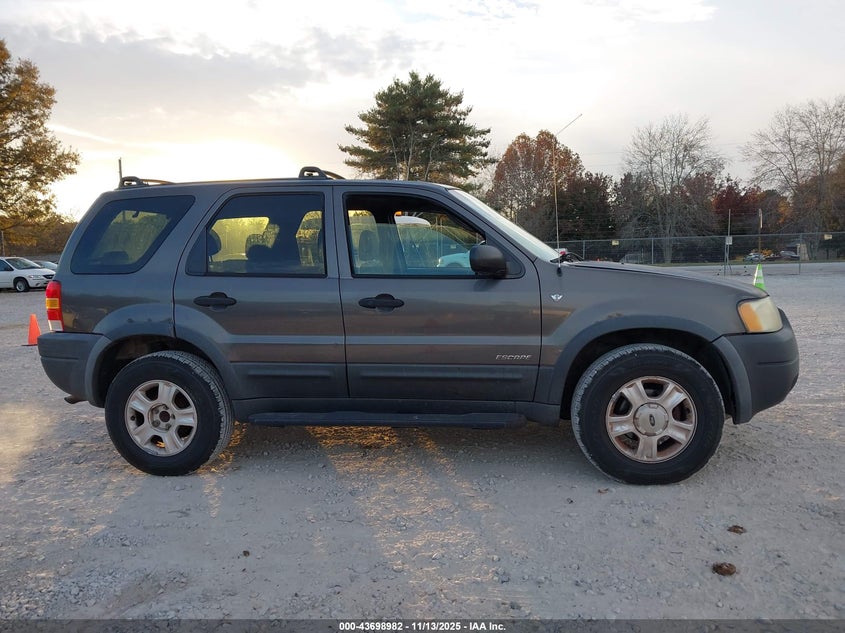2002 Ford Escape Xlt VIN: 1FMYU03112KE00910 Lot: 43698982