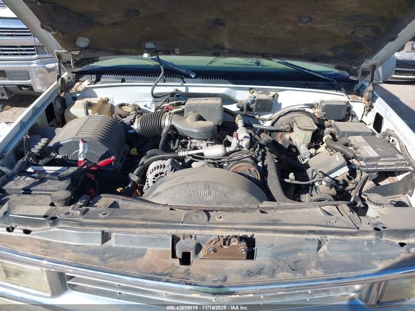 3GNFK16R1XG134206 1999 CHEVROLET EXPRESS photo no. 10