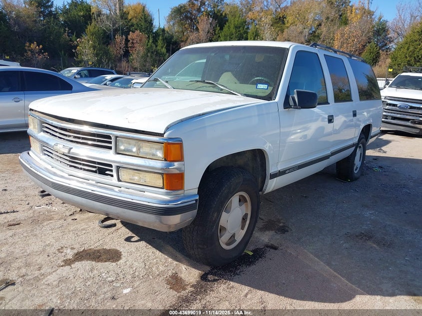 3GNFK16R1XG134206 1999 CHEVROLET EXPRESS photo no. 2