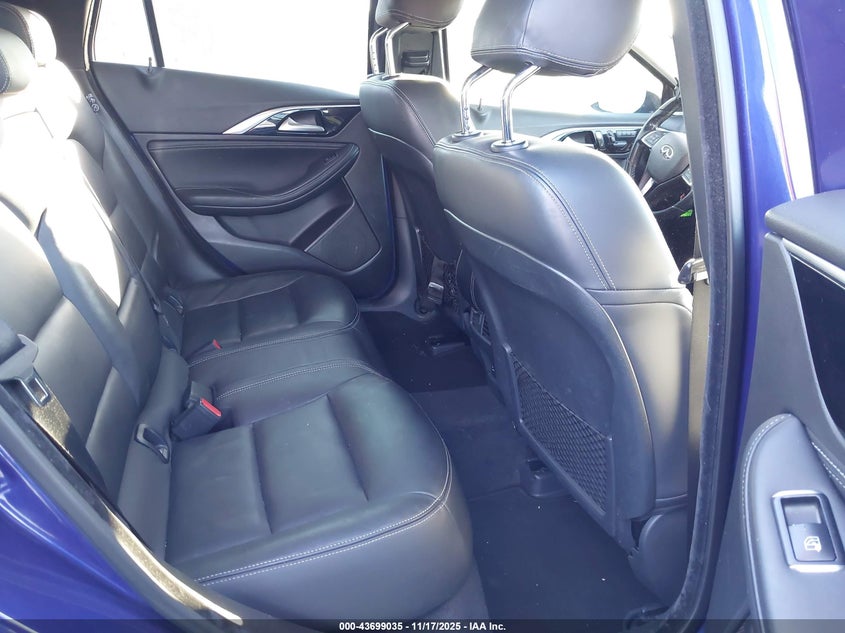 2018 Infiniti Qx30 Premium VIN: SJKCH5CR5JA057798 Lot: 43699035