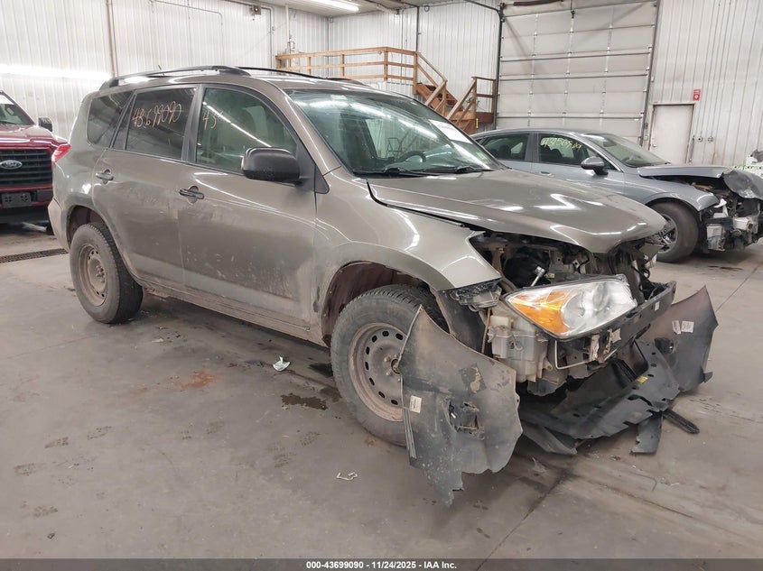 TOYOTA RAV4 BASE V6