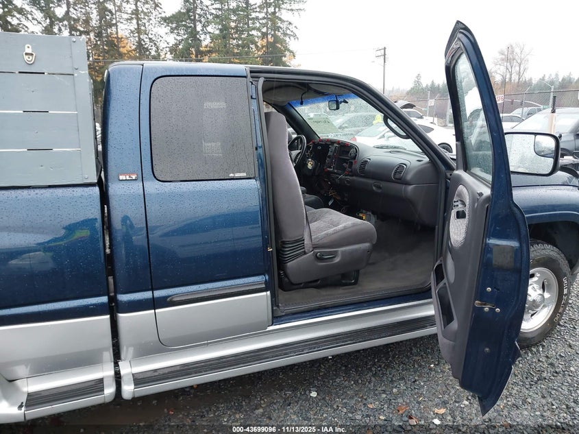 1B7KC23W21J573537 2001 DODGE RAM photo no. 5