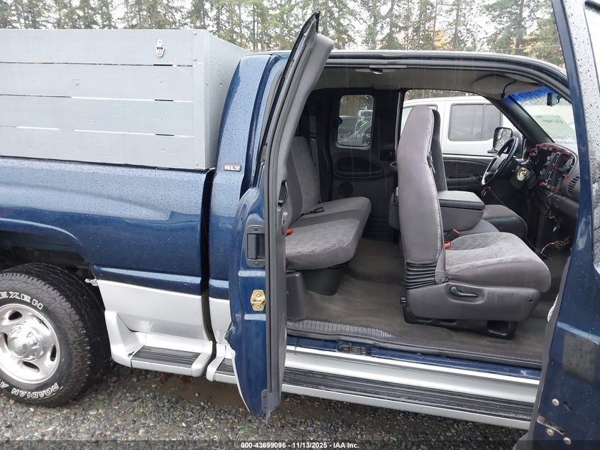 2001 Dodge Ram 2500 St VIN: 1B7KC23W21J573537 Lot: 43699096