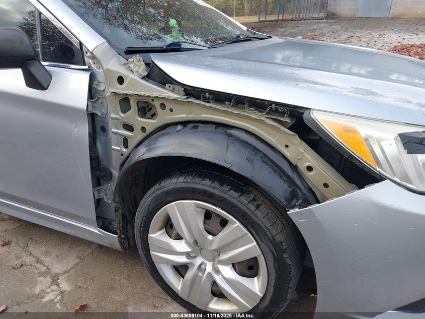 2015 Subaru Legacy 2.5I VIN: 4S3BNBA62F3038099 Lot: 43699104