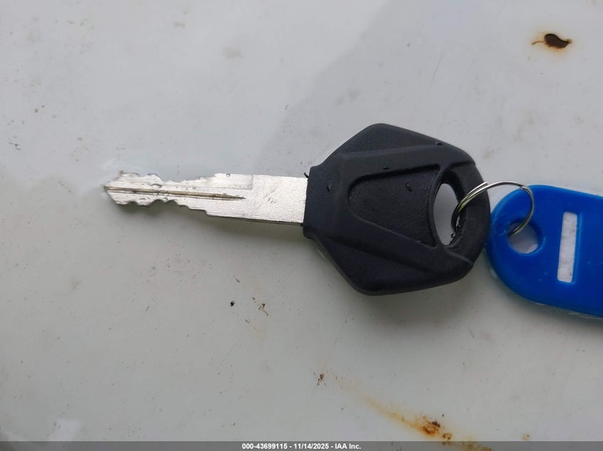 2004 Yamaha Yzfr1 VIN: JYARN13E24A004827 Lot: 43699115