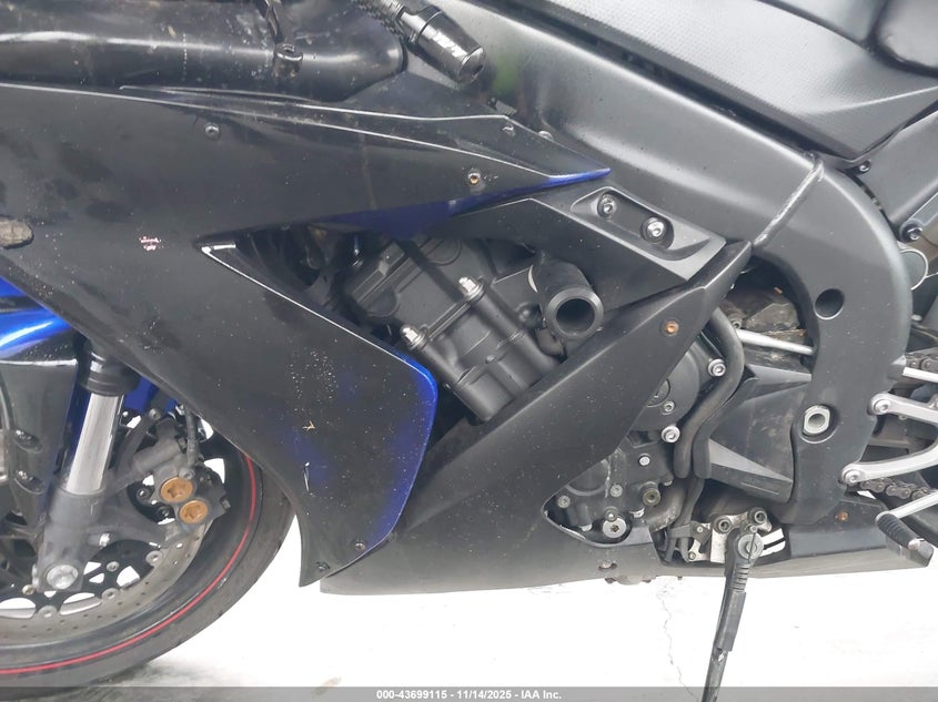 2004 Yamaha Yzfr1 VIN: JYARN13E24A004827 Lot: 43699115