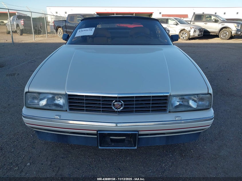 1988 Cadillac Allante VIN: 1G6VR3173JU100664 Lot: 43699158