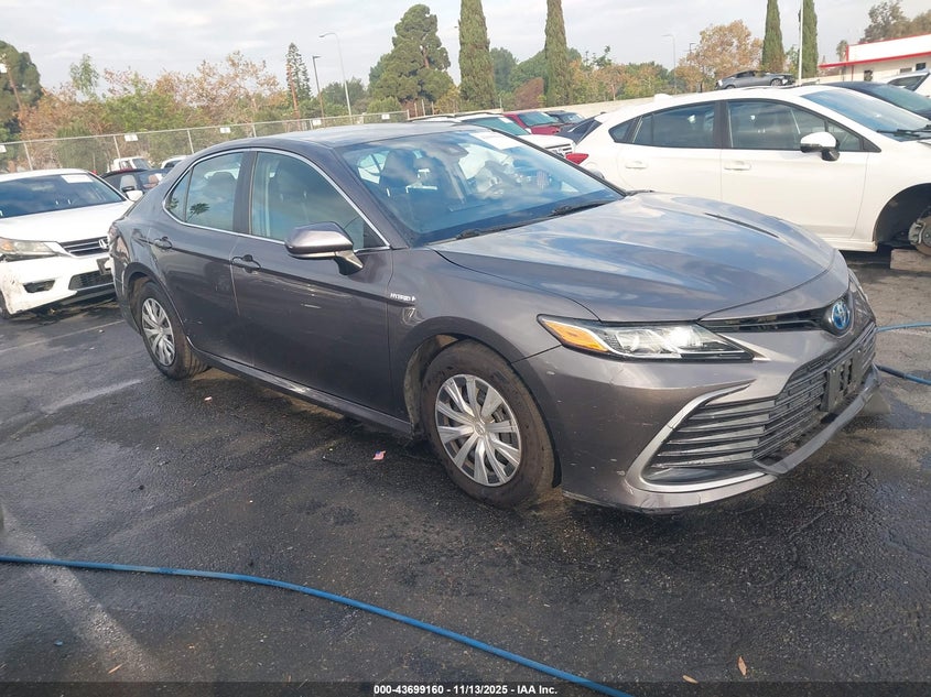 TOYOTA CAMRY HYBRID LE HYBRID