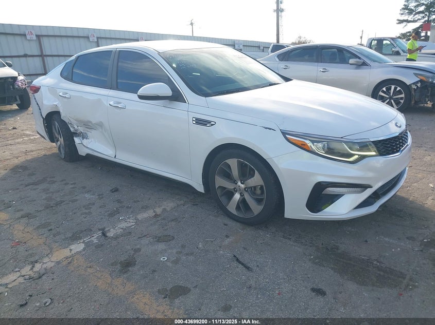 KIA OPTIMA S