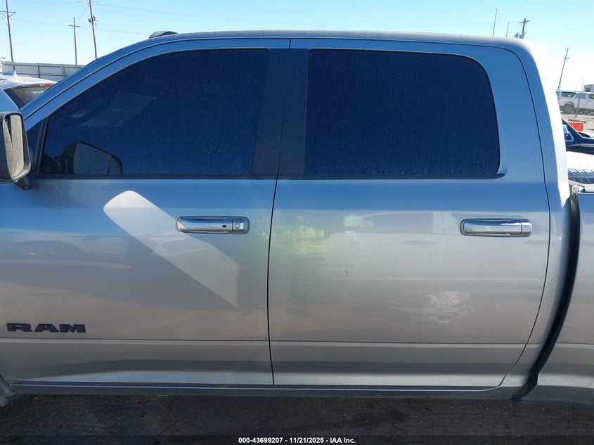 2020 Ram 3500 Laramie 4X4 8' Box VIN: 3C63RRJL0LG121487 Lot: 43699207